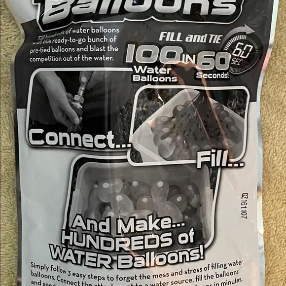 Lot 3 - 100 self sealing water balloons. By Zuru - Picture 5 of 5